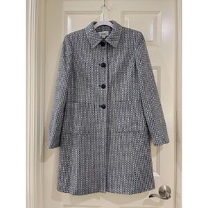 Le suit women overcoat size 6